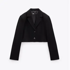 大人気！Zara Cropped Flap Blazer ブラック m_65307e5d58083d43b747cf61.jpeg